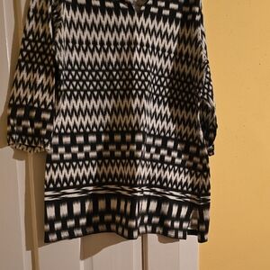 Chico's Black And White Tunic Length, 3/4 Sleeve, 100% Cotton Top